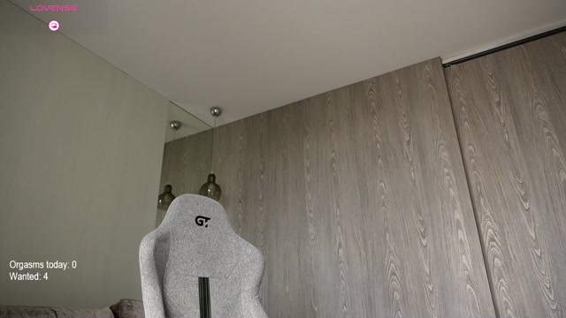ronny_ponny chaturbate webcam recordings thumbnail