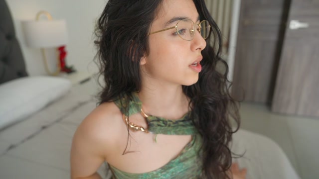 naughtysammx & 16.09.2026 / 15:56