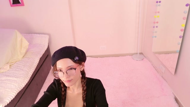little_effy18_ & 06.10.2026 / 22:46