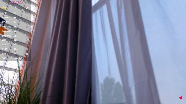 sassyt33n chaturbate webcam video preview