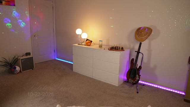 petitebrat chaturbate webcam recording show