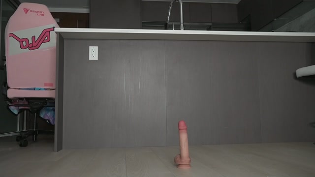 petite_fuck & 07.10.2026 / 05:10